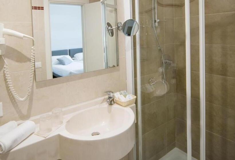 古典房间, Eden Garda