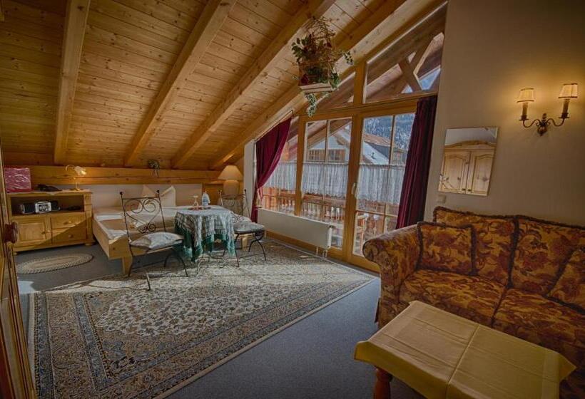 标准间, Ferienhaus Fux