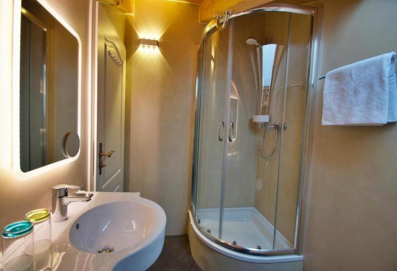 标准间, Ferienhaus Fux