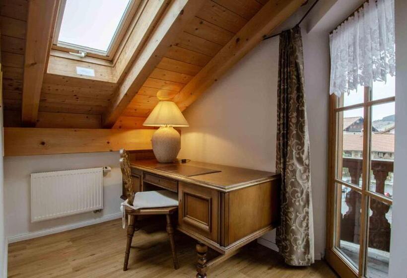 Полулюкс, Ferienhaus Fux