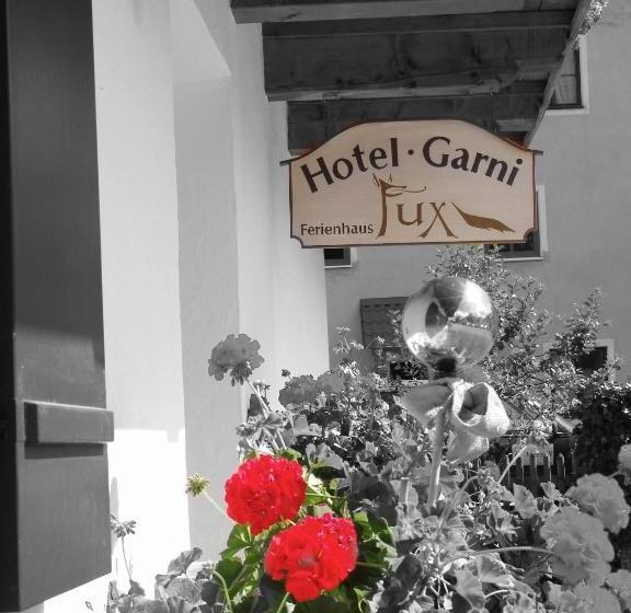 经济房, Ferienhaus Fux