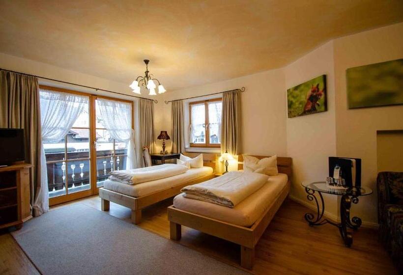 标准间, Ferienhaus Fux