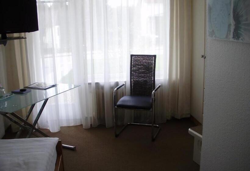 غرفة فردية مزودة بتراس, Garni Waldsegler