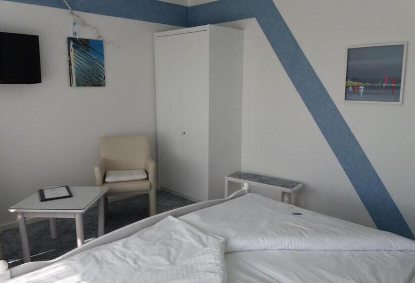 غرفة قياسية مزوَّدة بشُرفة, Garni Waldsegler