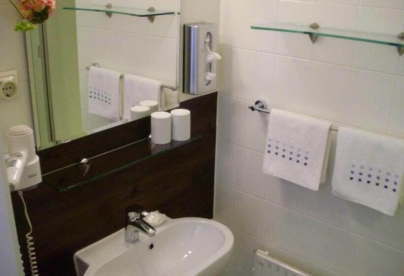 غرفة قياسية مزوَّدة بشُرفة, Garni Waldsegler