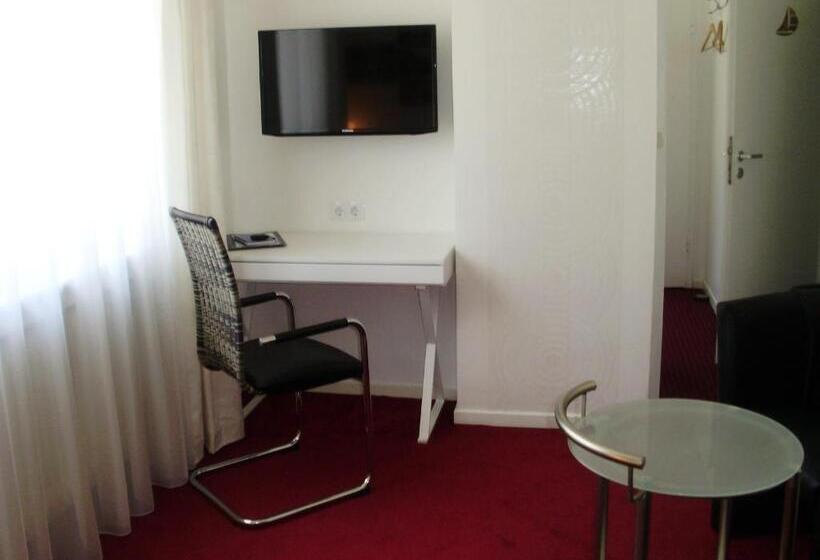 غرفة قياسية, Garni Waldsegler