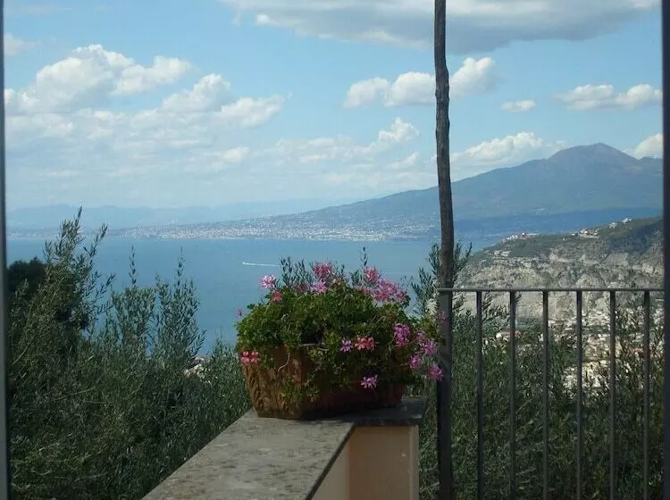 Huoneisto 1 Makuuhuone Terassi, Gli Ulivi Agriturismo