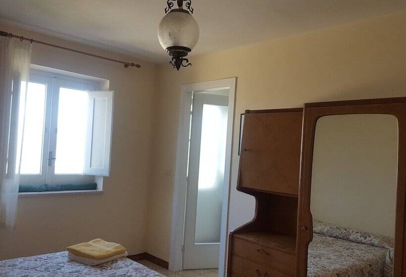 דירת חדר בסיסית, Gli Ulivi Agriturismo