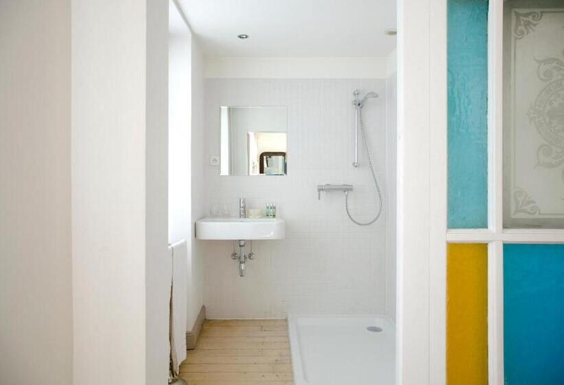 Номер Стандарт, Hôtel Restaurant Le Chut Petite France