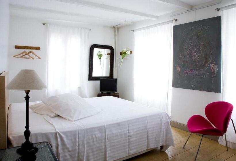 Номер Стандарт, Hôtel Restaurant Le Chut Petite France