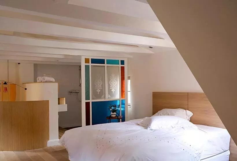 デラックスルーム, Hôtel Restaurant Le Chut   Petite France