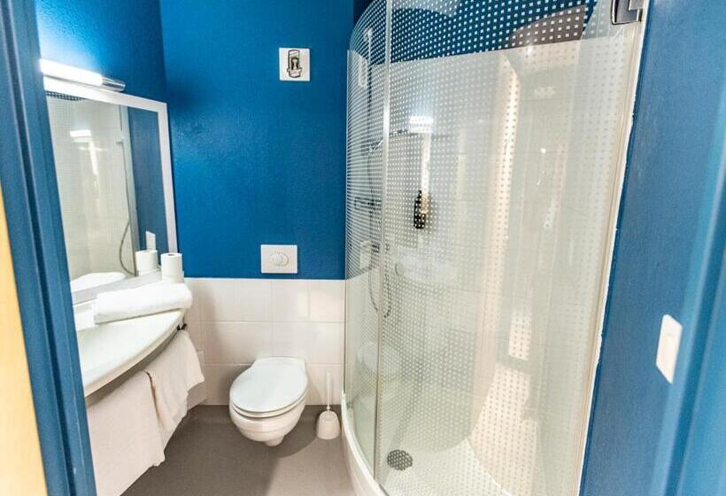 패밀리 룸, Ibis Budget Millau Viaduc