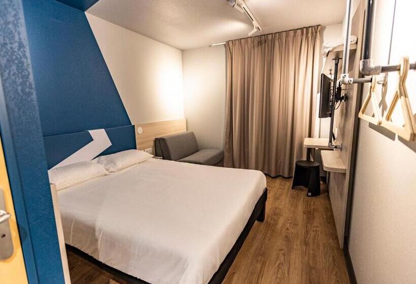 스탠다드 룸, Ibis Budget Millau Viaduc