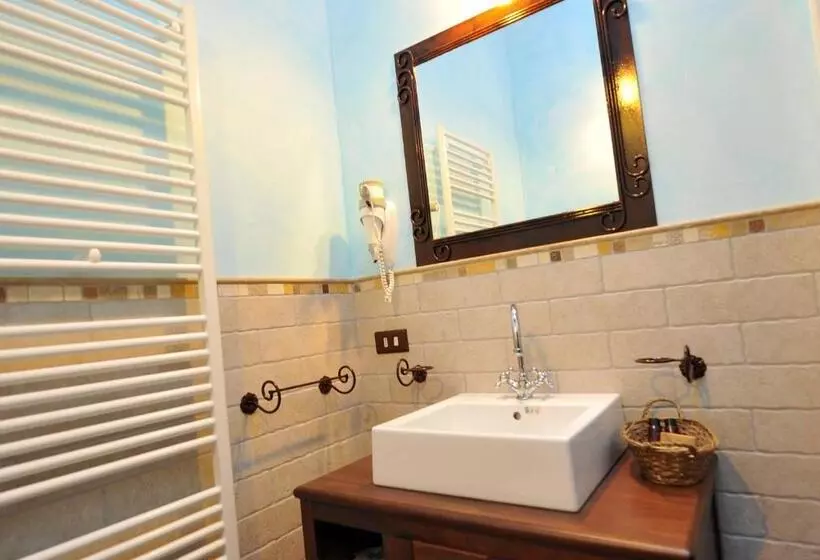 1 Bedroom Superior Apartment