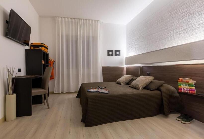 חדר אקונומי, Isola Verde