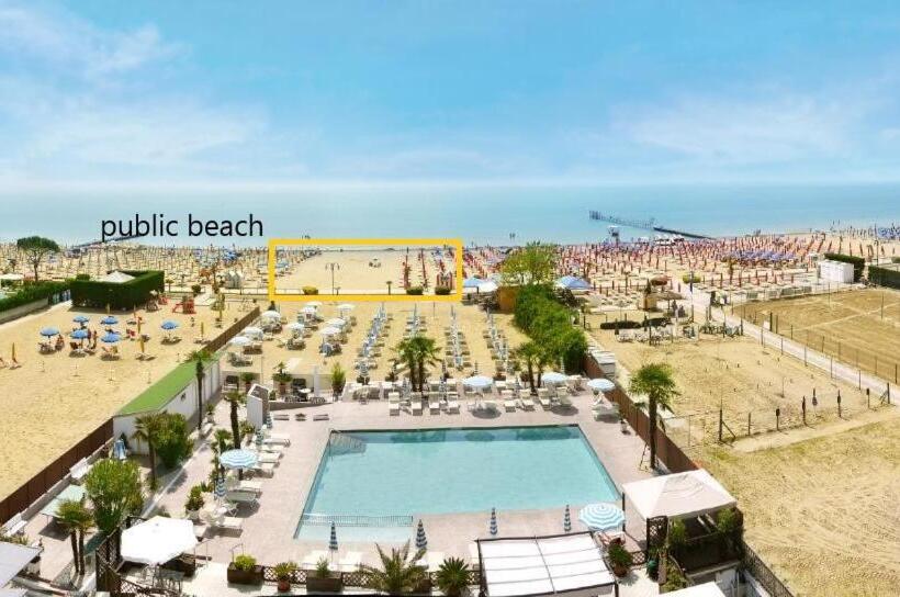 اتاق استاندارد یک تخته با چشم‌انداز دریا, La Brezza Frontemare