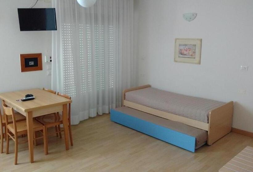 استودیوی استاندارد, La Brezza Frontemare