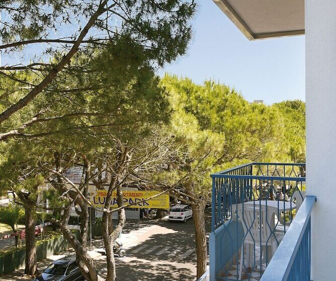 اتاق استاندارد با بالکن, La Brezza Frontemare