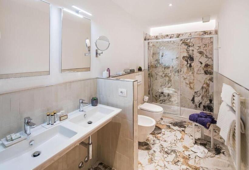 Номер Стандарт Вид на Море, Lido