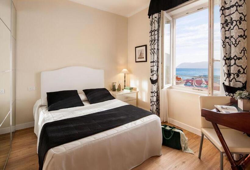 Номер Стандарт Вид на Море Боковой, Lido