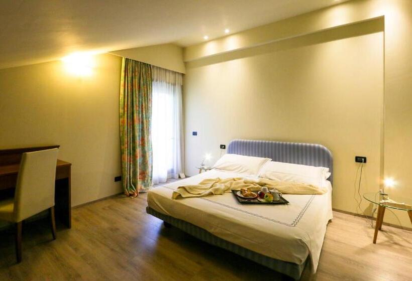 高级大房间, Miage