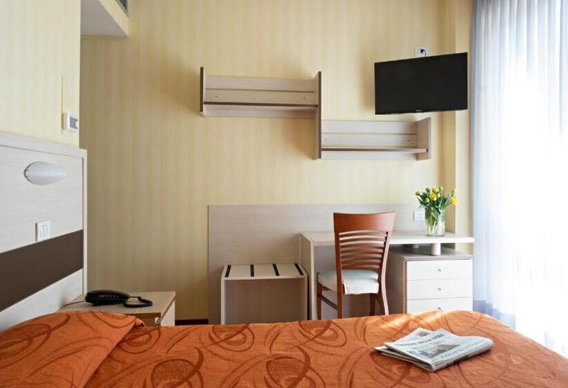 스탠다드 룸, Mirage