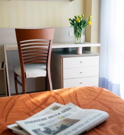 컴포트 룸, Mirage