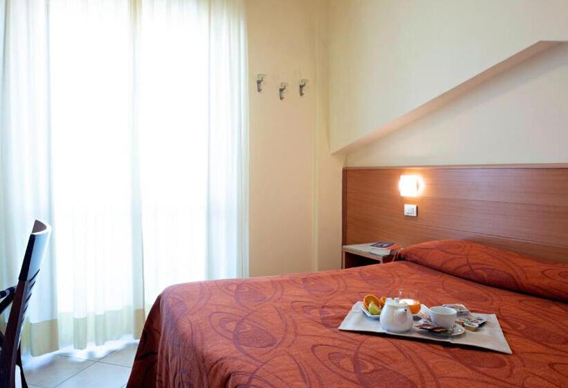 컴포트 룸, Mirage