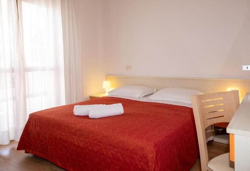 Номер Стандарт, Nazionale