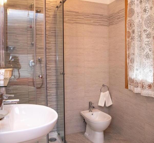 Номер Стандарт, Nazionale