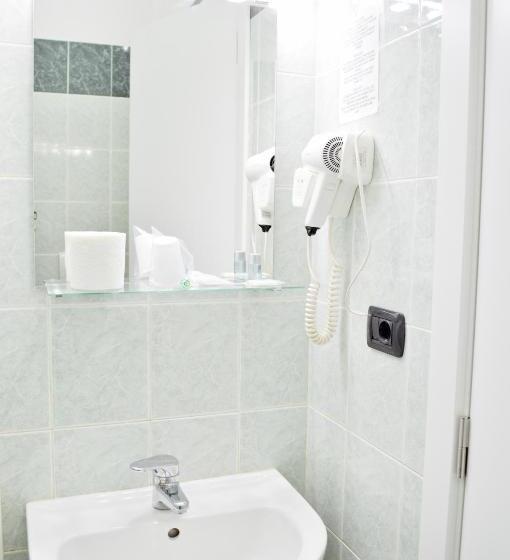 标准单人间, Miu