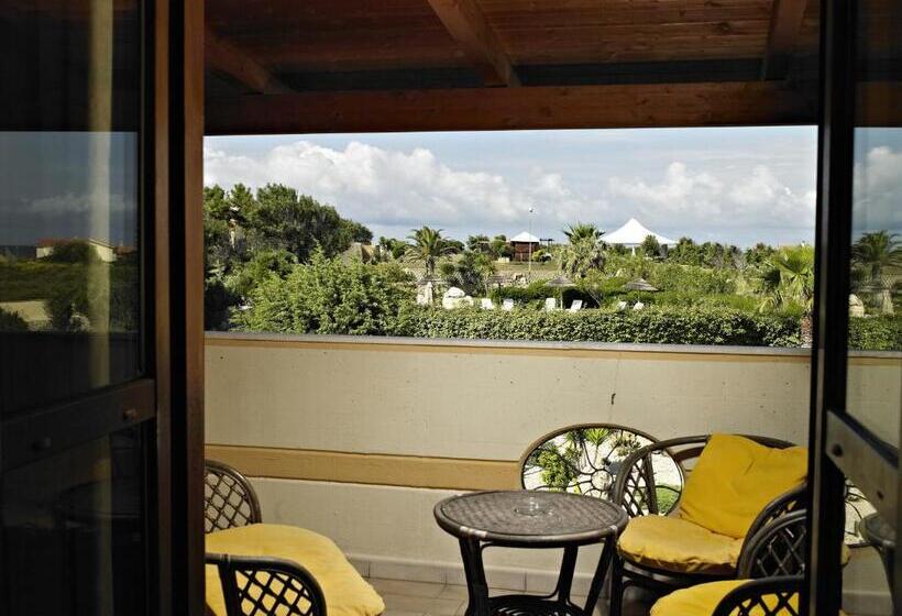 חדר סופריור, Raffael Phg