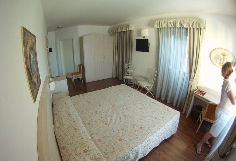 Номер Стандарт, San Marco