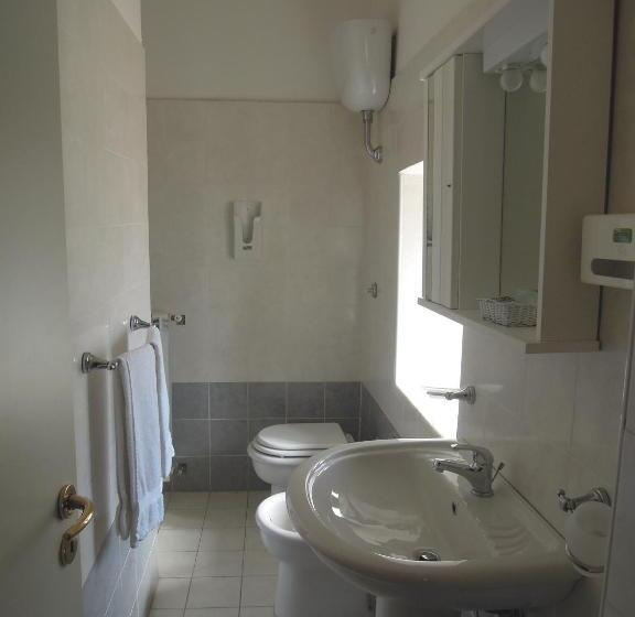 スタンダードトリプルルーム, Sant'agostino