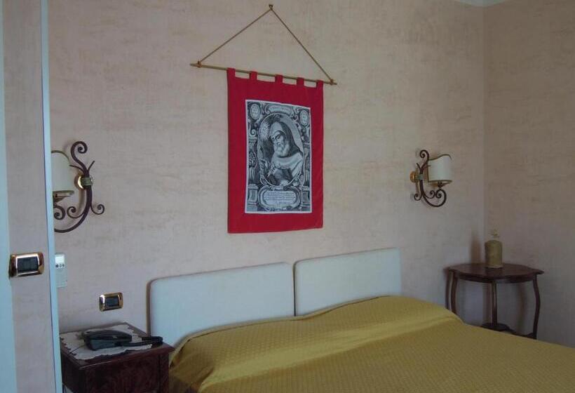 スタンダードシングルルーム, Sant'agostino