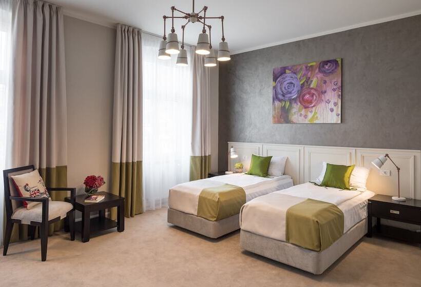 スタンダードルーム, Residence Hirscher