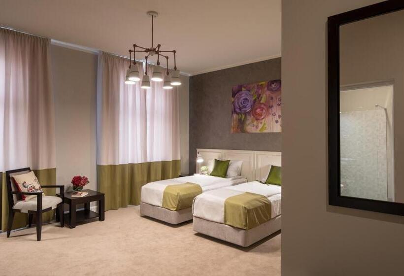 スタンダードルーム, Residence Hirscher