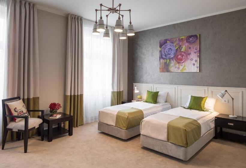 スタンダードルーム, Residence Hirscher