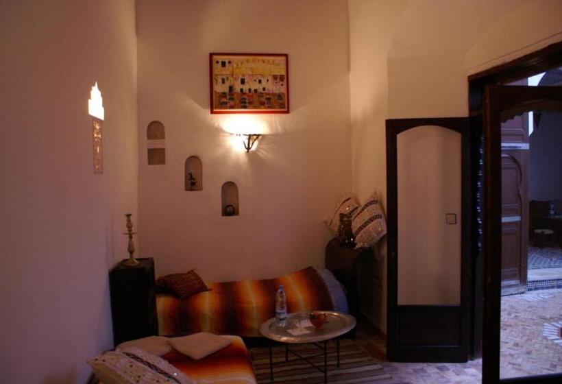 اتاق استاندارد, Riad Felloussia