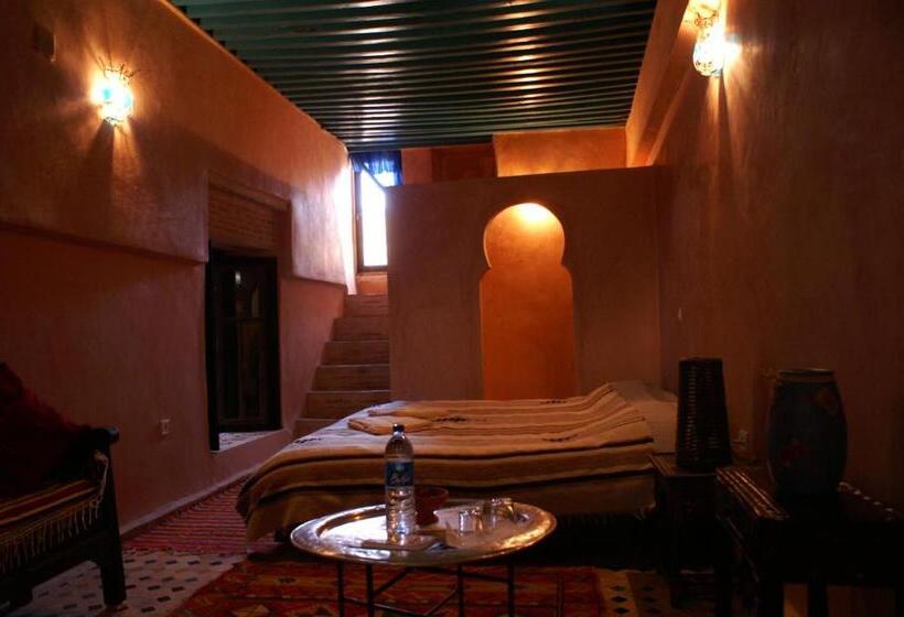 سوییت سوپریور, Riad Felloussia