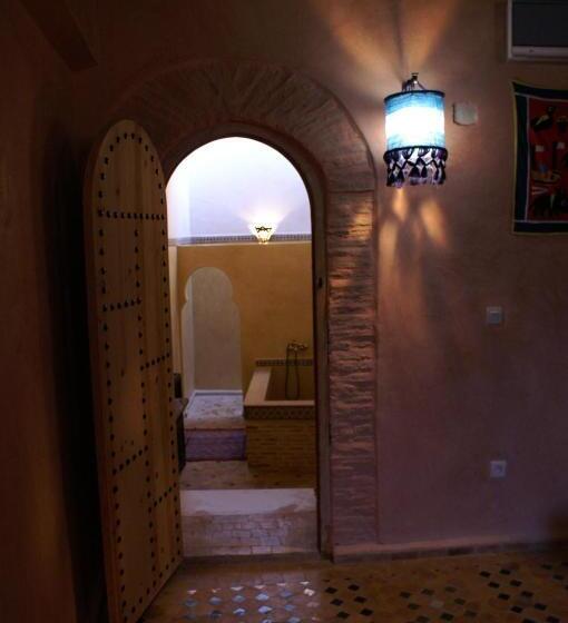 سوییت سوپریور, Riad Felloussia