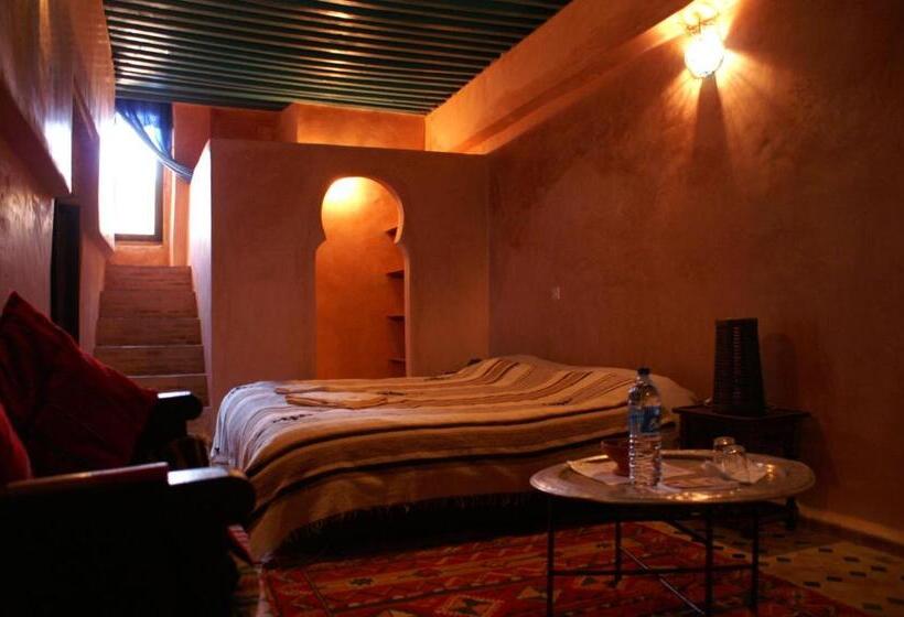 سوییت سوپریور, Riad Felloussia