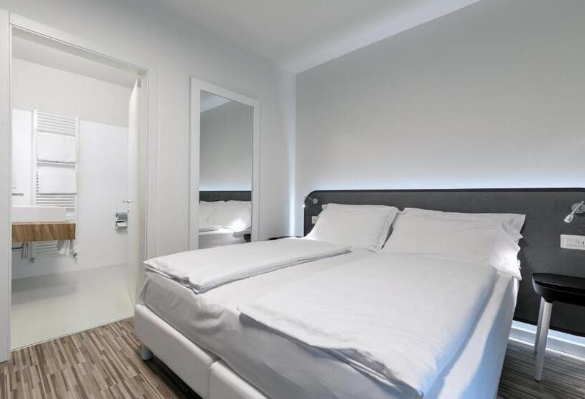 Pokój Standard, Seele Garda