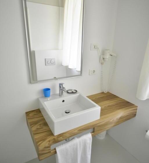 Pokój Standard, Seele Garda