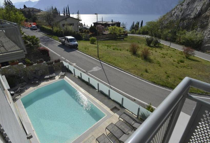 Pokój Standard Widok Jezioro, Seele Garda