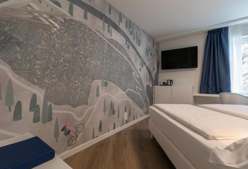 Superior room with lake view, Seele Garda