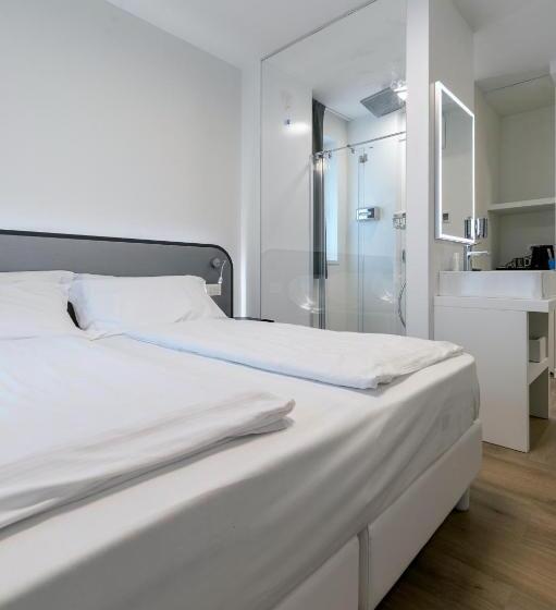 Pokój Standard, Seele Garda