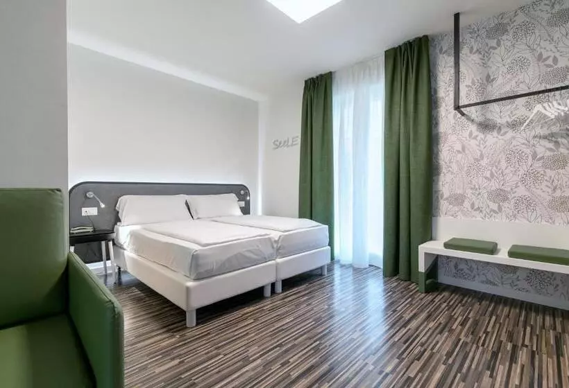 اتاق لوکس, Seele Garda