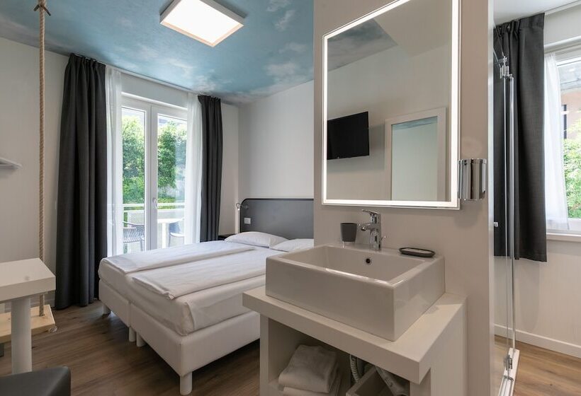 Pokój Standard, Seele Garda