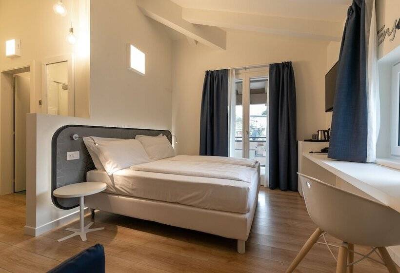 Pokój Standard Widok Jezioro, Seele Garda